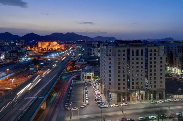 Crowne Plaza Madinah image 10