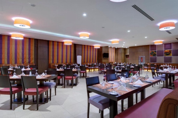 Crowne Plaza Madinah image 14